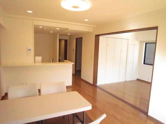 Living. Indoor (10 May 2013) Shooting