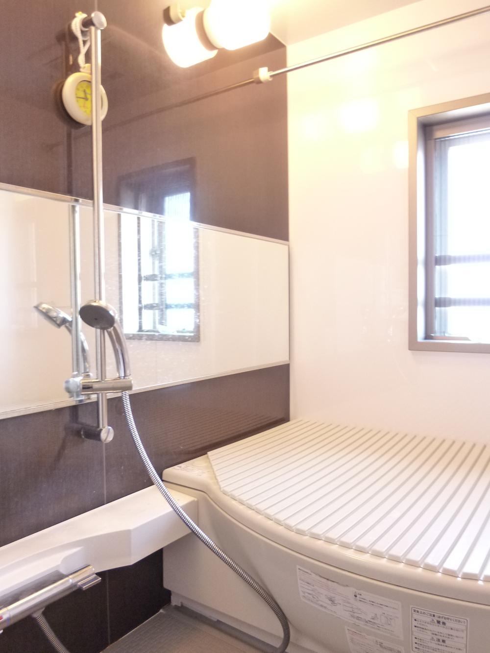 Bathroom. Indoor (12 May 2013) Shooting