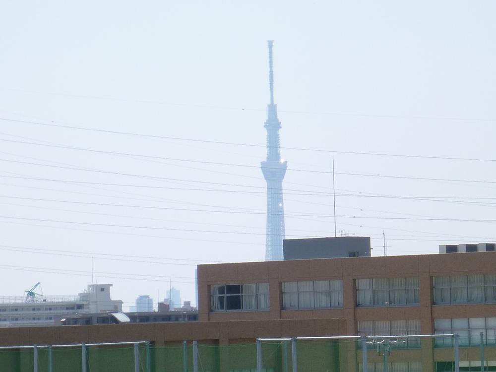 View photos from the dwelling unit. View from local (May 2013) Shooting