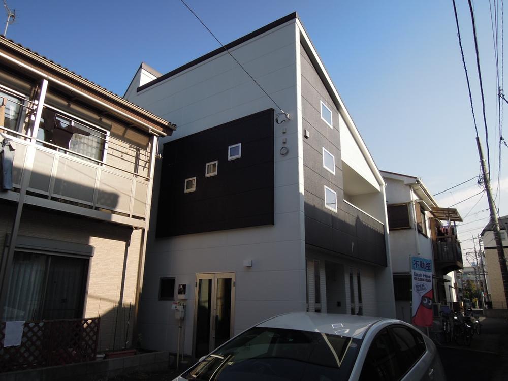 Local appearance photo. Internal building (December 2013) Shooting