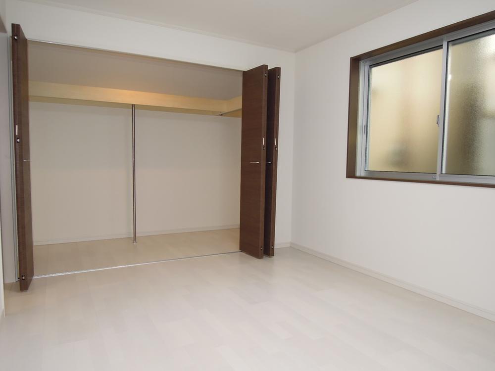 Other introspection. Internal building (December 2013) Shooting