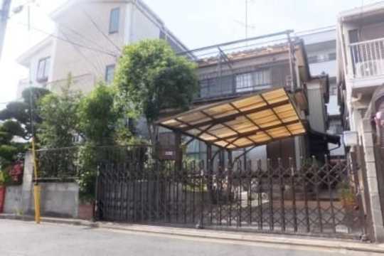 Local land photo. East side