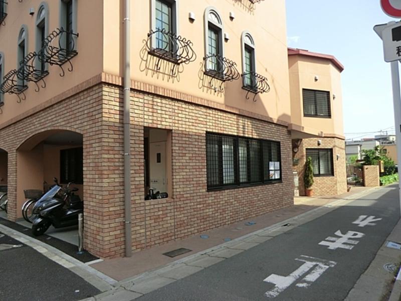 kindergarten ・ Nursery. Takasago 390m to nursery school