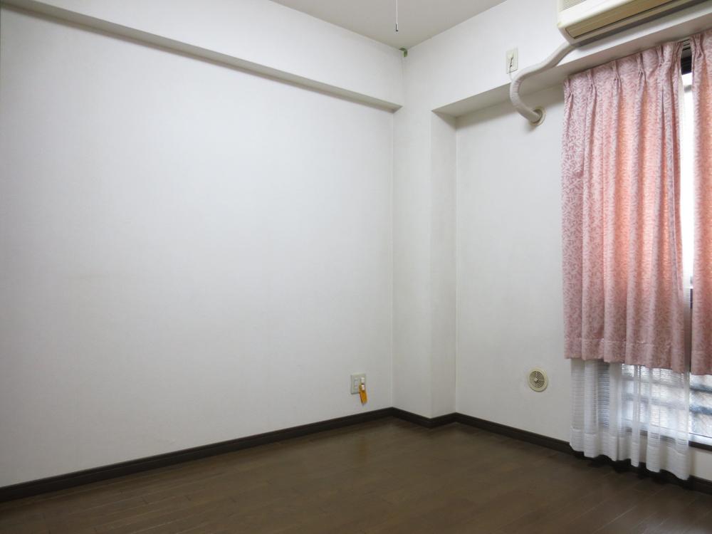 Non-living room. Indoor (January 2014) Shooting