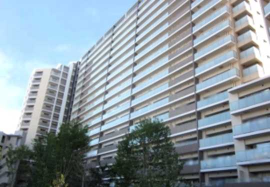 Local appearance photo. 19-story condominium