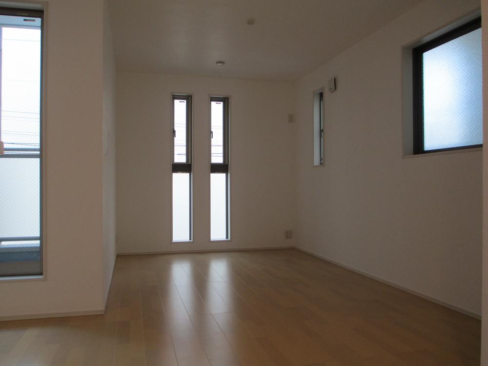 Living. This is living. Living floor heating (3 Jodai) equipped.