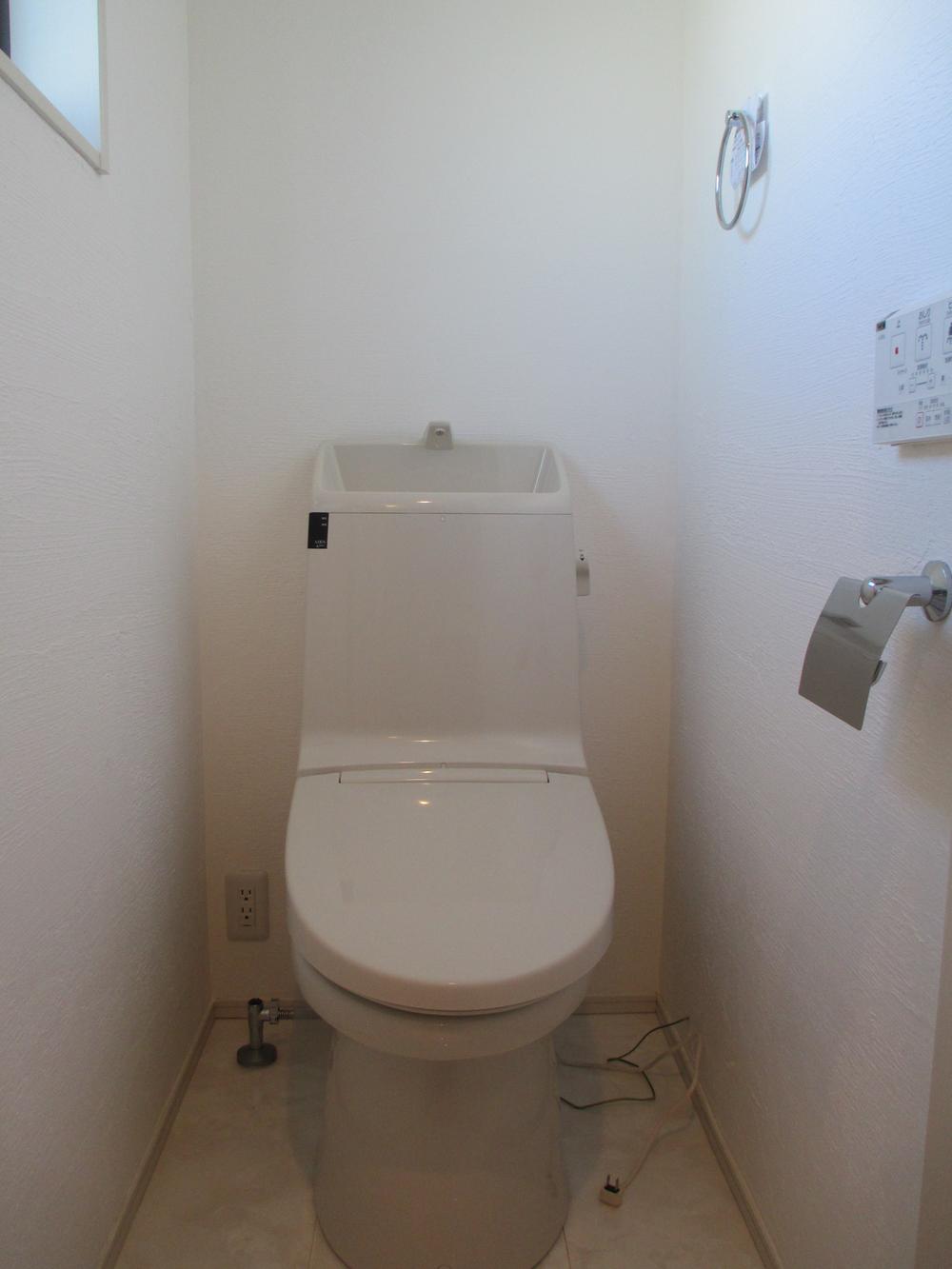 Toilet. Second floor but it is a toilet with a shower, The first floor of the toilet is an orthodox type only heating toilet seat.