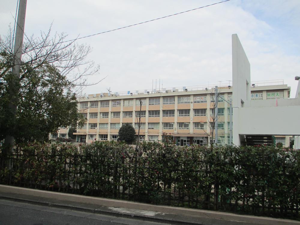 Junior high school. Katsushika ward Kazuyuki stand junior high school