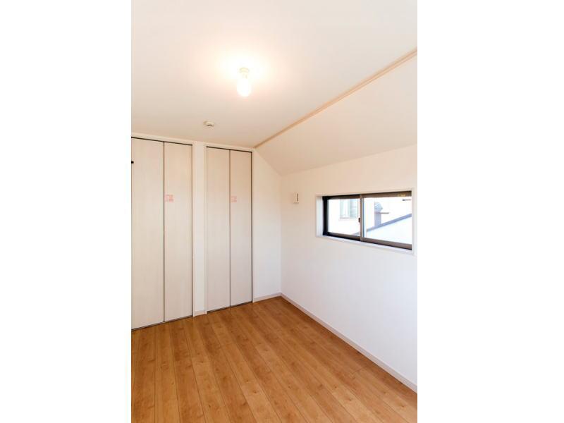 Non-living room. Building 2 Western-style