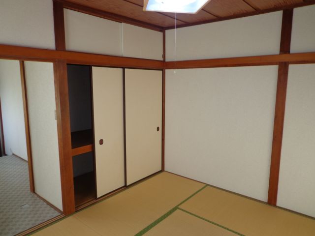 Living and room. Relaxing Japanese-style room