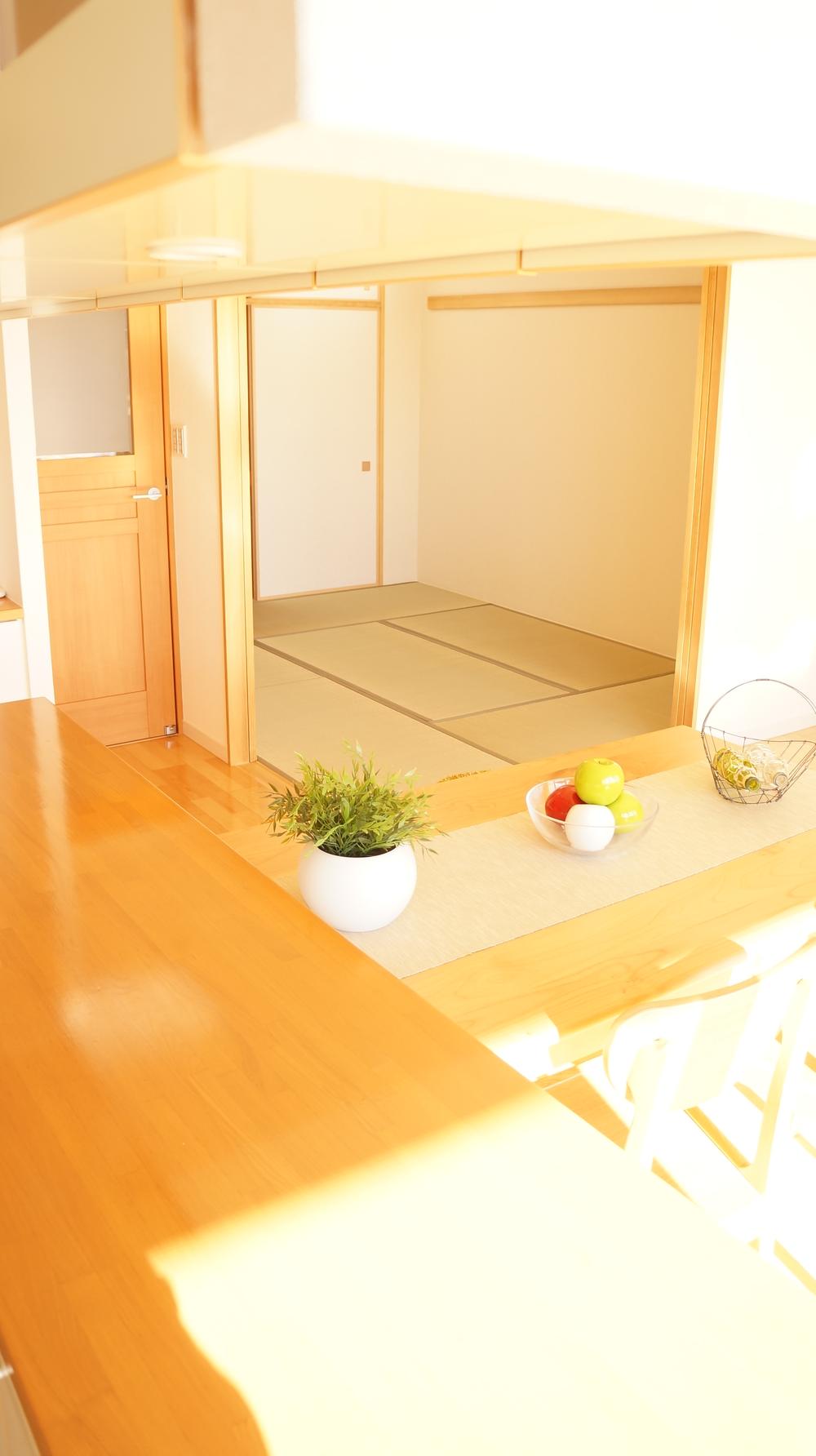 Kitchen. Indoor (12 May 2013) Shooting