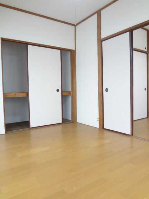 Living and room. It has a window.