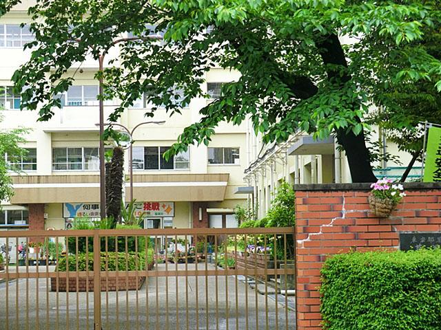 Junior high school. 1200m to Katsushika Tatsukuzubi junior high school