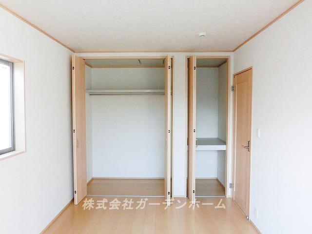 Receipt. ■ Storage capacity is also boasts ■