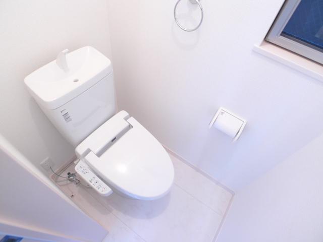 Toilet