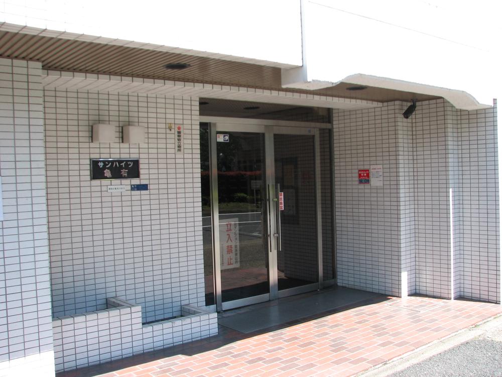 Entrance. Common areas Auto is a lock.