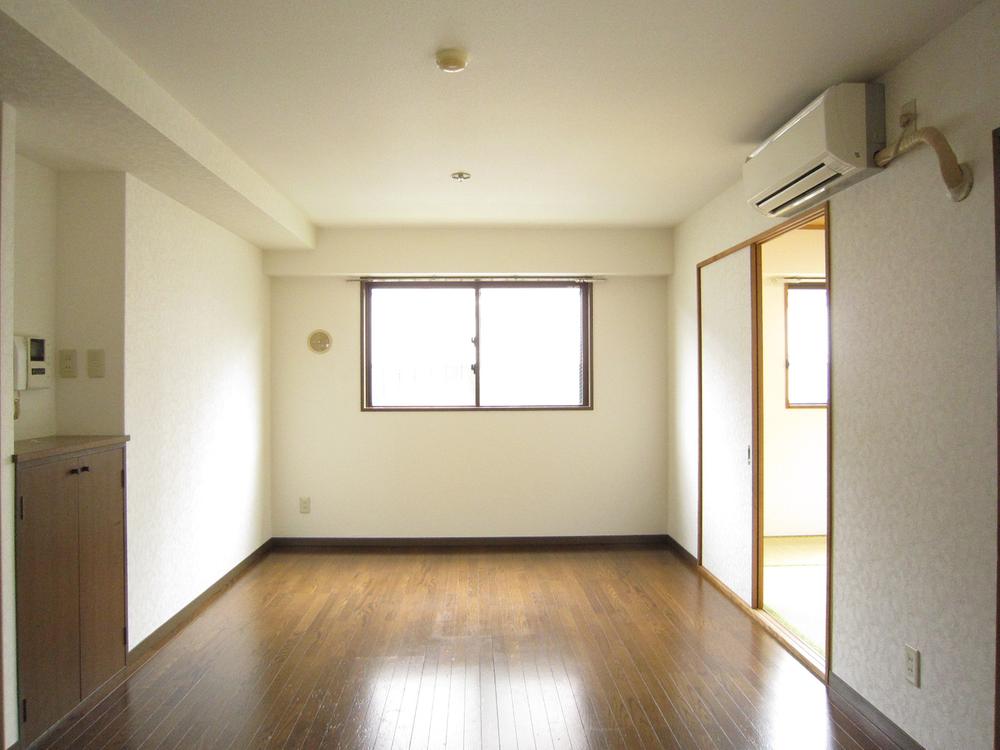 Living. Room (August 2013) Shooting