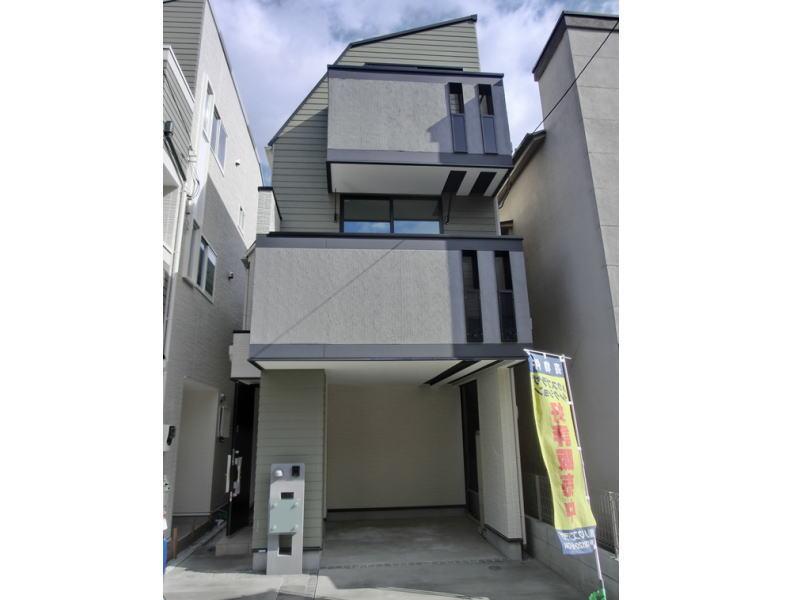 Local appearance photo. B Building current site (November 2013) Shooting