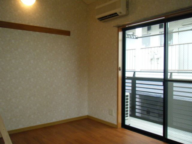 Living and room. , Combined with the loft, Breadth residential space to put sofa.