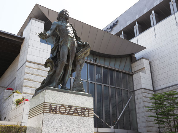 Surrounding environment. Katsushika Symphony Hills (500m ・ 7-minute walk)