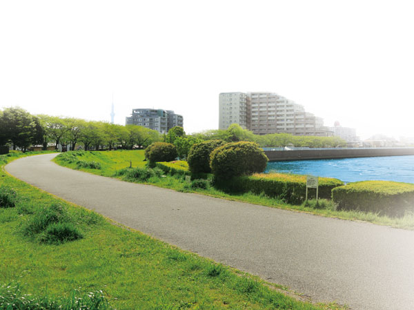 Surrounding environment. Nakagawa (750m ・ A 10-minute walk)