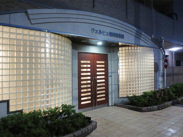 Local appearance photo. Local (11 May 2013) Shooting