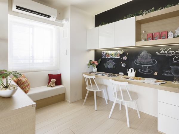 living ・ Family library, which is also a sense of unity and dining is proposed as a study space for children