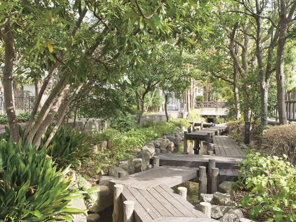 Surrounding environment. Komatsugawa Sakaigawa water park (about 740m / A 10-minute walk)