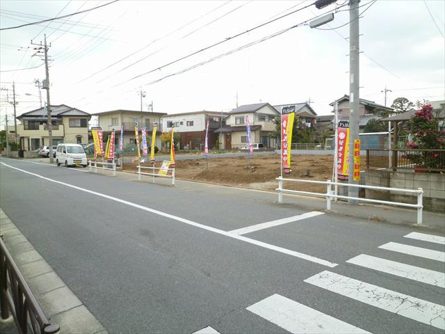 Local photos, including front road