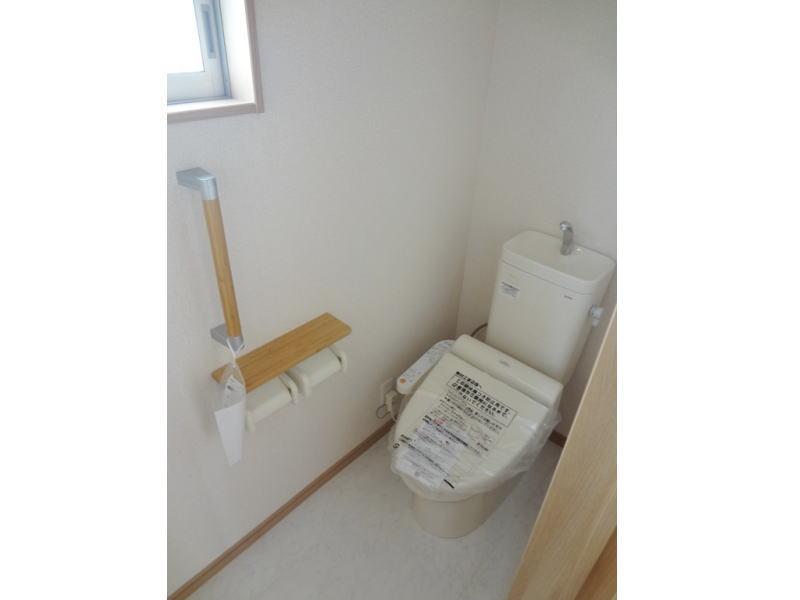 Toilet. Building 3 toilet