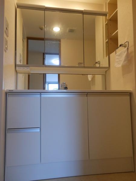 Katsushika-ku, Tokyo Takasago 1