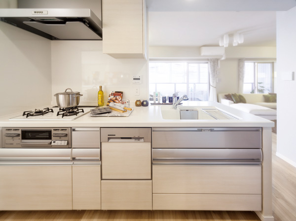 Kitchen.  [Easy-to-use system kitchen and functional] System kitchen that combines the functionality and design. Abundant storage capacity and easy-to-use the latest system. Would that the dishes become more fun. (Less than, Posted photos model room W-A type (Choice Plan ※ Free of charge ・ Including equipment selection of application deadline with) some FIT system ※ Free of charge ・ Application end)