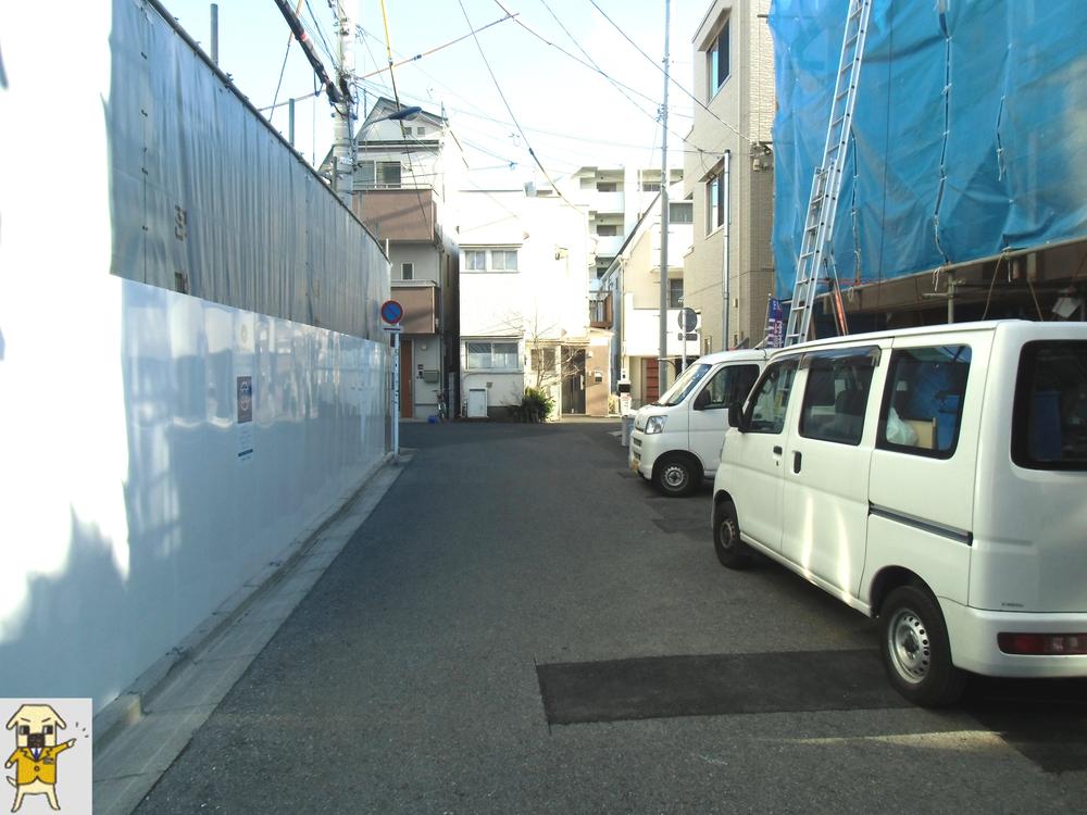 Local photos, including front road. 2013 / 12 / 14 shooting