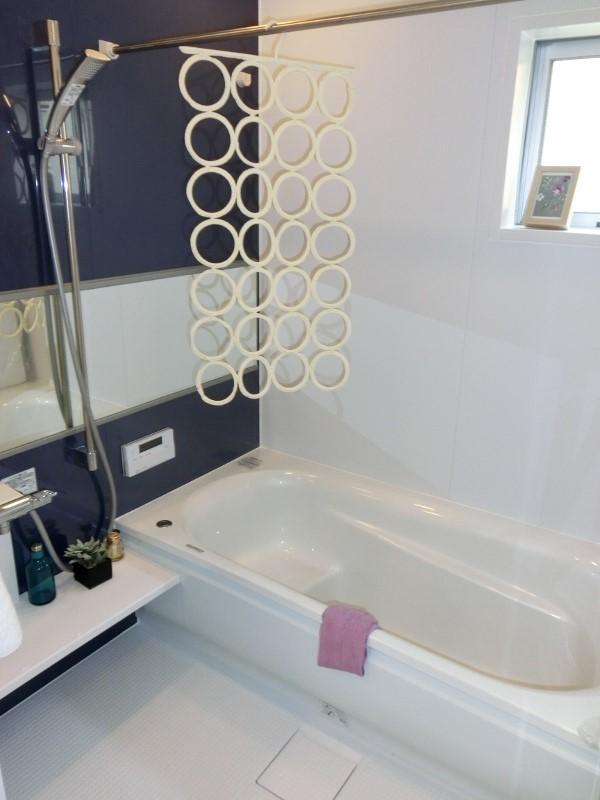 Same specifications photo (bathroom). Example of construction