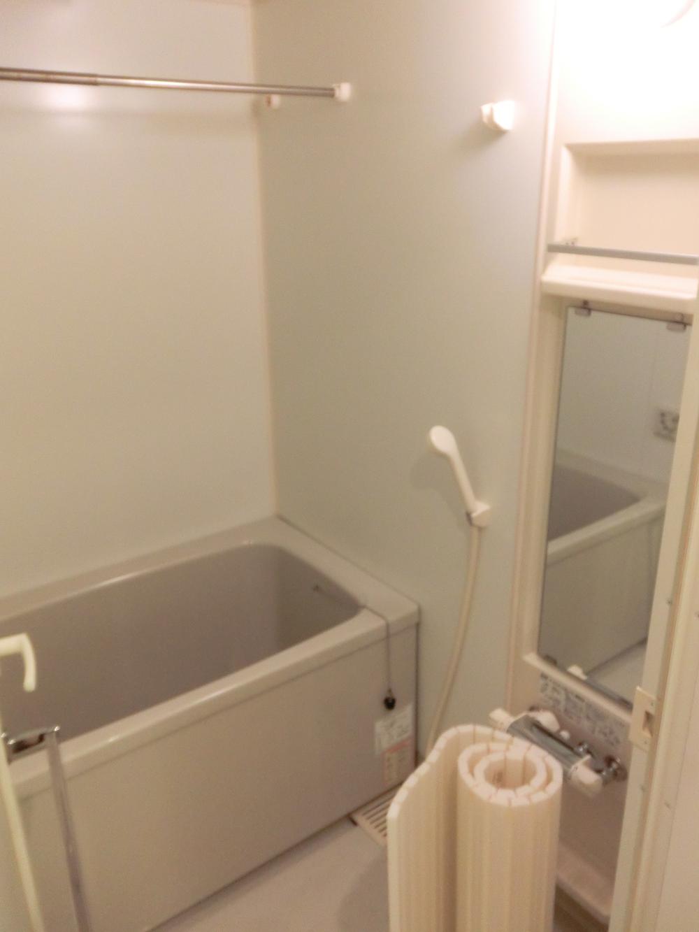 Bathroom. Indoor (February 2013) Shooting