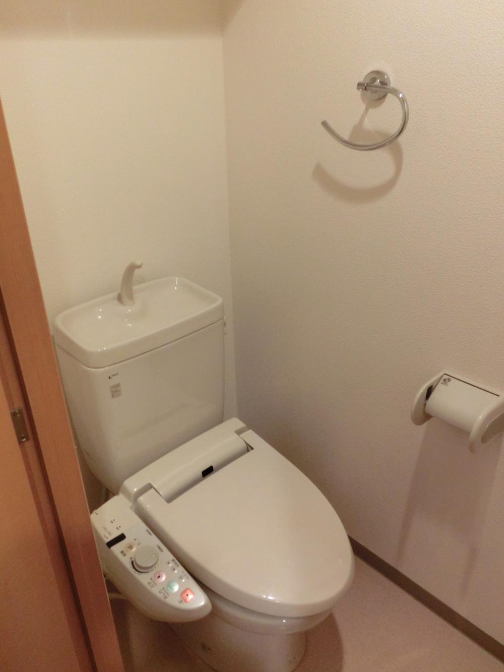 Toilet. Indoor (February 2013) Shooting