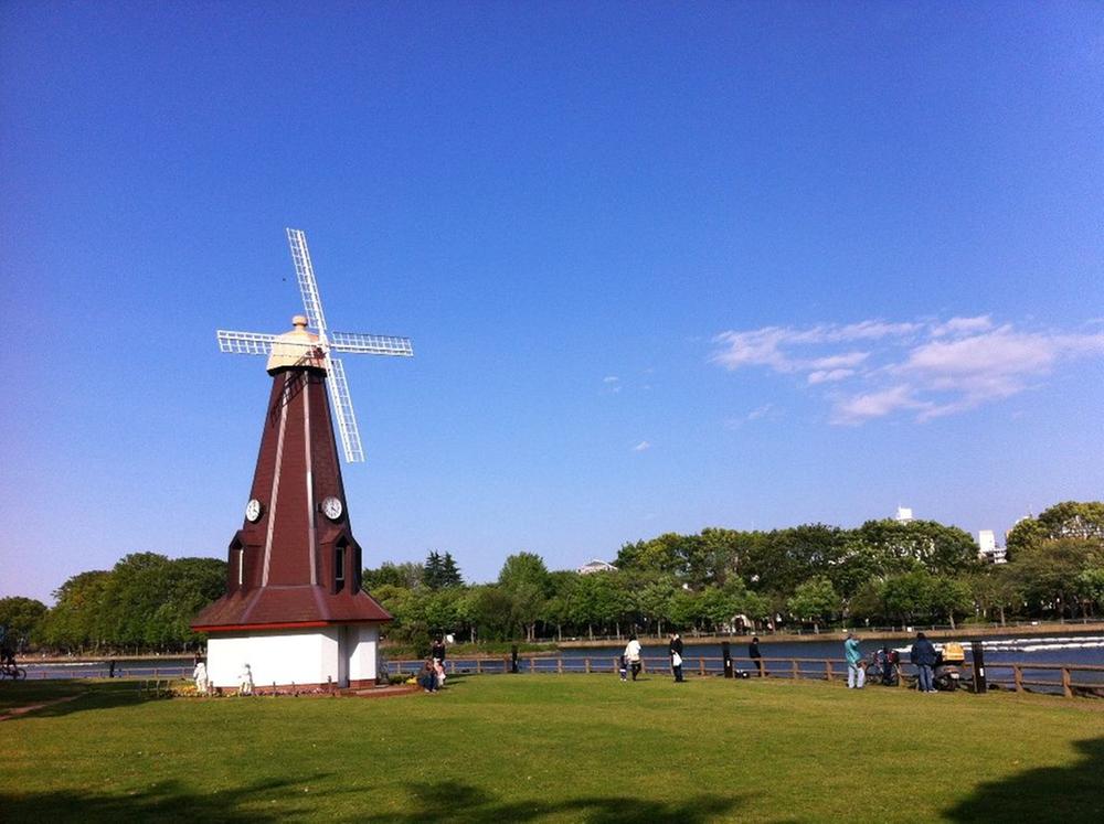 park. 600m until Ukima park