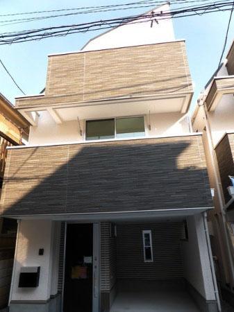 Local appearance photo. A Building appearance (November 2013) Shooting