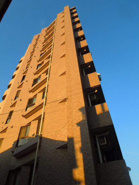 Local appearance photo. Local (10 May 2013) Shooting