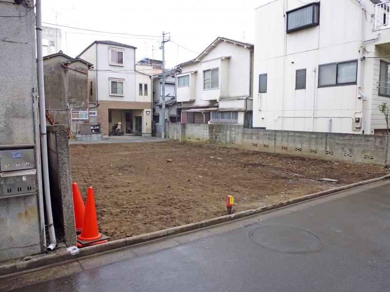 Local land photo. Local (12 May 2013) Shooting