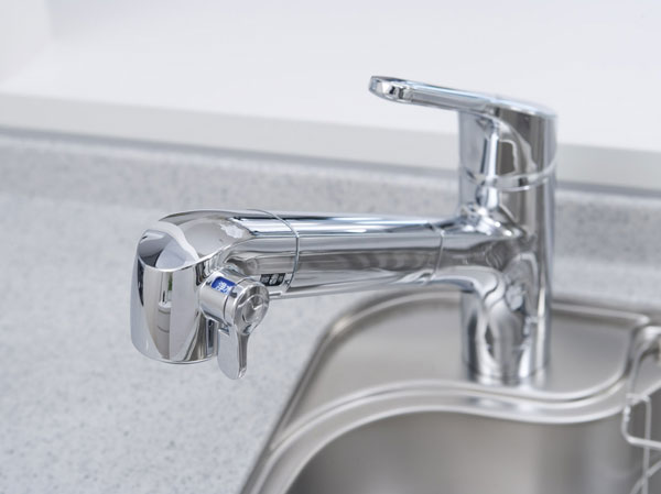 Kitchen.  [Water Purifier (cartridge built-in)] Kitchens, Such as the filtration odor and turbidity of chlorine remaining in the tap water, It comes standard with a water purifier that can be used to easily gently delicious water on the body.  ※ Cartridge replacement costs will be required separately.