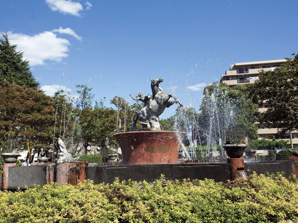 Surrounding environment. Akabane park (about 980m / Walk 13 minutes)