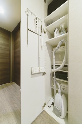  [Arrange shelf] Enter those that can be arranged freely according to the shape and use the frequency of those for housing. You can also Easy storage cleaner.