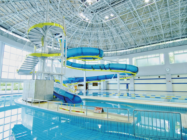 Surrounding environment. Genki Plaza (about 400m ・ A 5-minute walk). Heated pool you can enjoy.