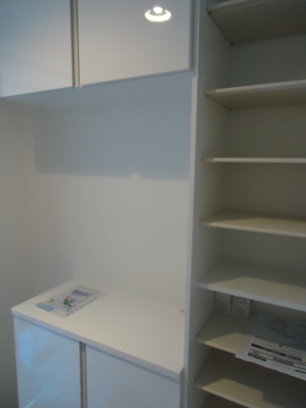 Entrance. Local (11 May 2013) Shooting