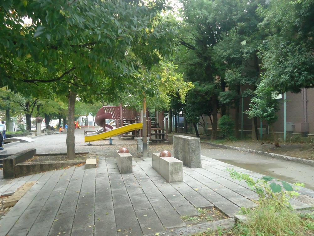 park. 600m to Toshima park