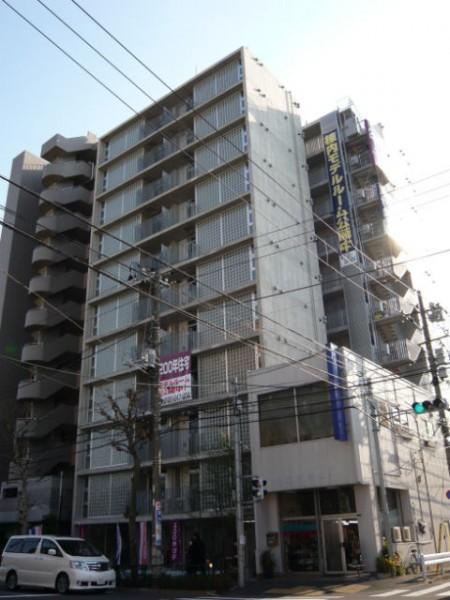 Local appearance photo. Local (12 May 2013) Shooting