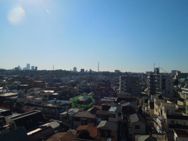 View photos from the dwelling unit. View from the West Balcony (December 2013) Shooting