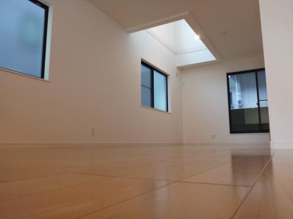 Kitchen. Face-to-face kitchen