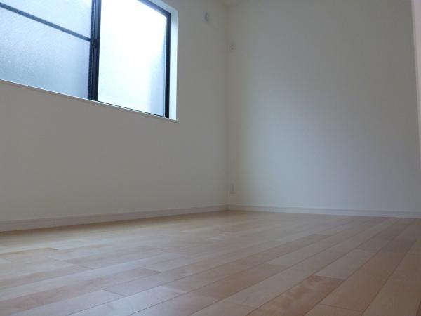 Non-living room. 3 Kaiyoshitsu